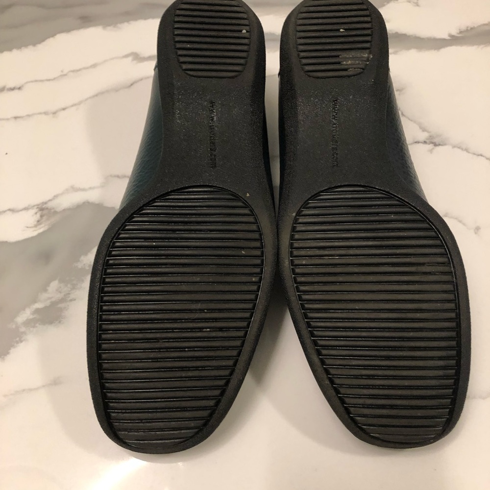 Trotters Jeann Navy Slip On Loafer Flats Size 10M - Picture 7 of 7